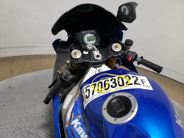 JKBZXJB103A021529 - 2003 KAWASAKI ZX636 B1 BLUE photo 7