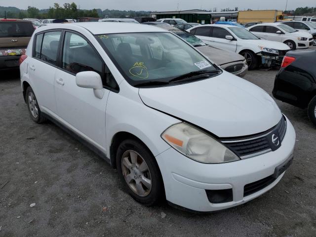 3N1BC13E77L361349 - 2007 NISSAN VERSA WHITE photo 1