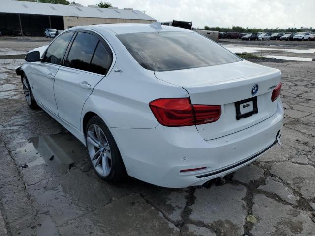 WBA8E1C3XHA029069 - 2017 BMW 330E WHITE photo 3