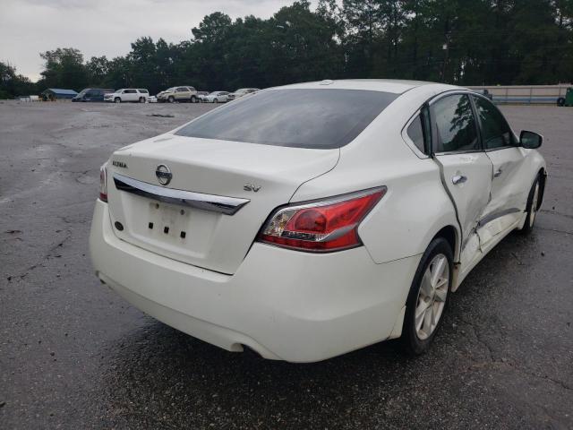 1N4AL3AP7FC123428 - 2015 NISSAN ALTIMA WHITE photo 4