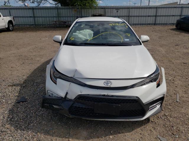 JTDS4RCE2LJ050535 - 2020 TOYOTA COROLLA SE WHITE photo 9