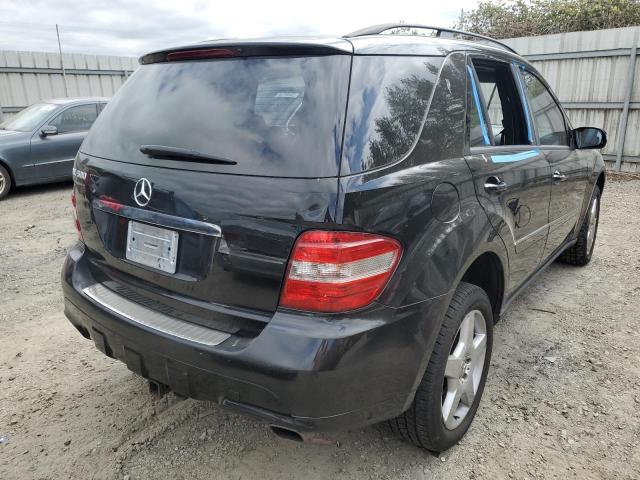 4JGBB75E86A055150 - 2006 MERCEDES-BENZ ML 500 BLACK photo 4