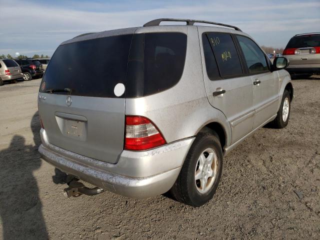 4JGAB54E4YA208420 - 2000 MERCEDES-BENZ ML 320 SILVER photo 4