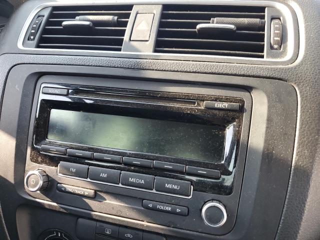 3VW2K7AJ9EM333611 - 2014 VOLKSWAGEN JETTA BASE შავი ფოტო 9