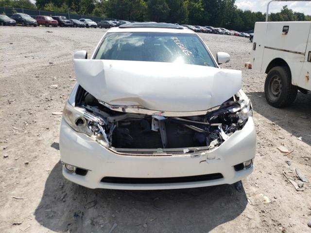 4T1BK3DB2BU390221 - 2011 TOYOTA AVALON BAS WHITE photo 9