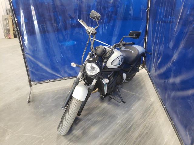 JKAENEC15NDA05782 - 2022 KAWASAKI EN650 C WHITE photo 2