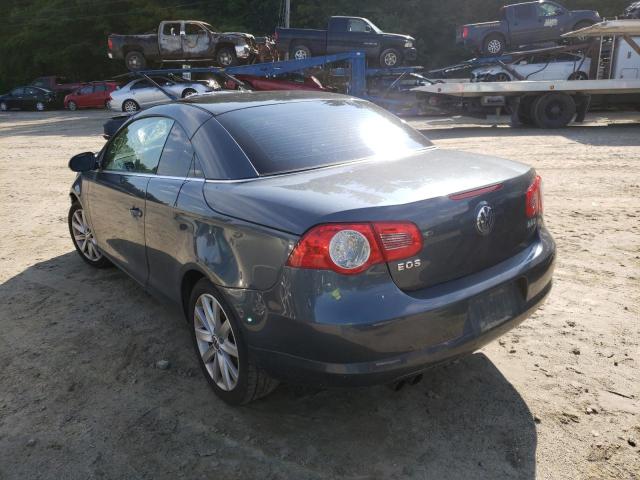 WVWCA71F17V020955 - 2007 VOLKSWAGEN EOS 2.0T S GRAY photo 3