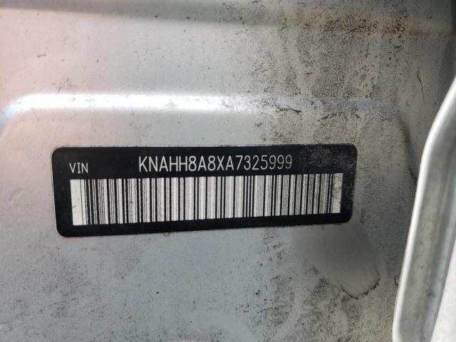 KNAHH8A8XA7325999 - 2010 KIA RONDO EX SILVER photo 10