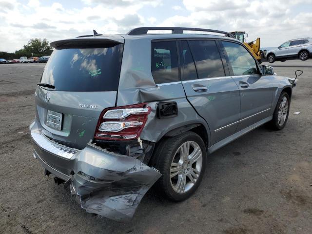 WDCGG0EB0DG137998 - 2013 MERCEDES-BENZ GLK 250 BL SILVER photo 4