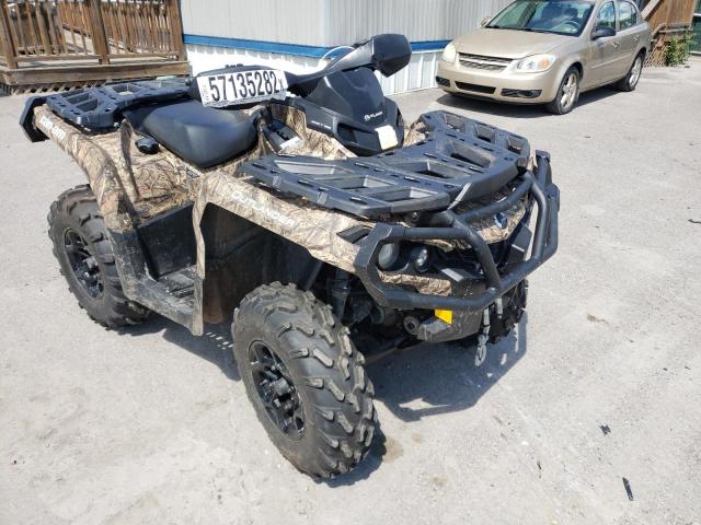 3JBLKAU27GJ000114 - 2016 CAN-AM OUTLANDER TWO TONE photo 1