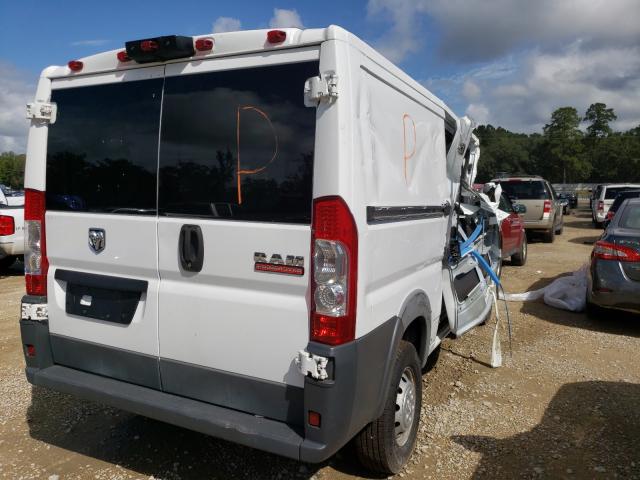 3C6TRVAG0JE109702 - 2018 RAM PROMASTER WHITE photo 4