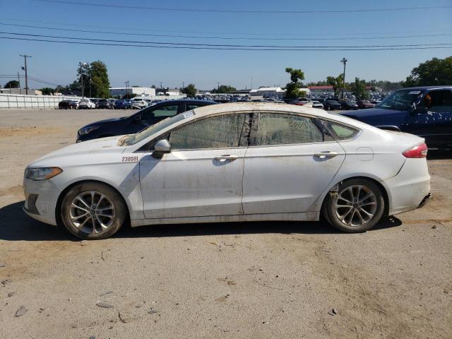 3FA6P0HD8KR231220 - 2019 FORD FUSION SE WHITE photo 9