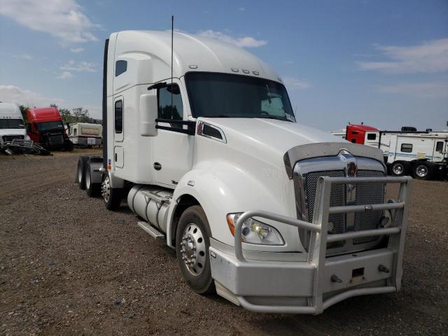 1XKYP40XXKJ291921 - 2019 KENWORTH CONSTRUCTI WHITE photo 1