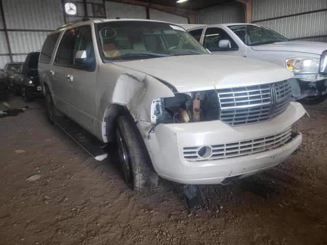 5LMFL27568LJ12559 - 2008 LINCOLN NAVIGATOR WHITE photo 1