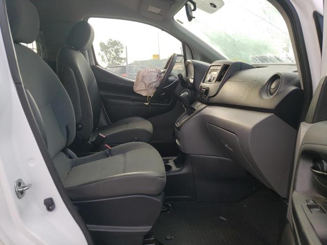 3N63M0ZN9GK691125 - 2016 CHEVROLET CITY EXPRE WHITE photo 5