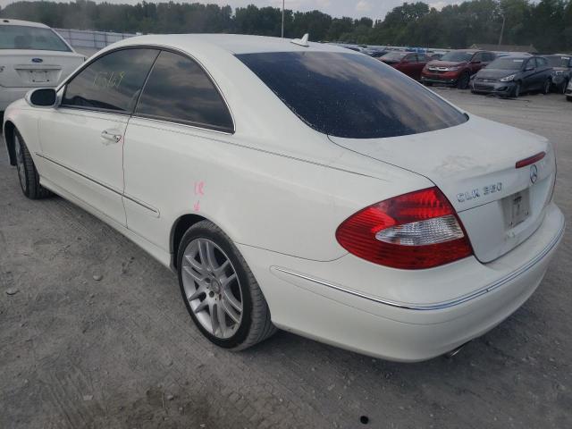 WDBTJ56H29F267492 - 2009 MERCEDES-BENZ CLK 350 WHITE photo 3