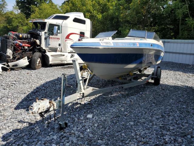 WELA1302H990 - 1990 WELLS CARGO BOAT W/TRL TWO TONE photo 2