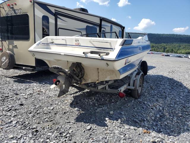 WELA1302H990 - 1990 WELLS CARGO BOAT W/TRL TWO TONE photo 4