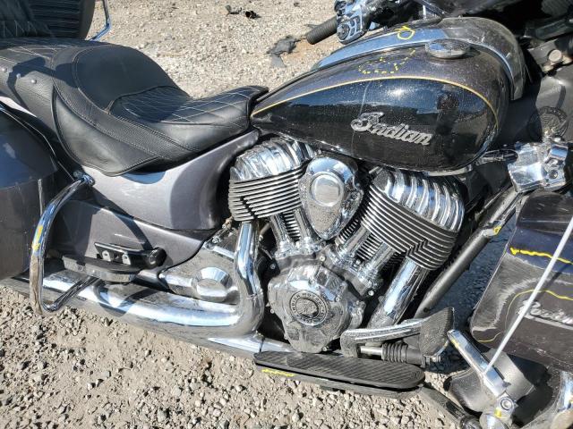 56KTRAAA0H3356792 - 2017 INDIAN MOTORCYCLE CO. ROADMASTER GRAY photo 7