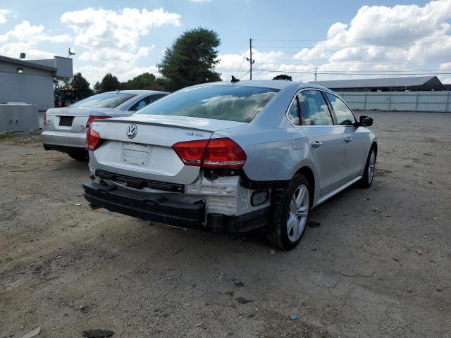 1VWCN7A33EC076444 - 2014 VOLKSWAGEN PASSAT SEL SILVER photo 4