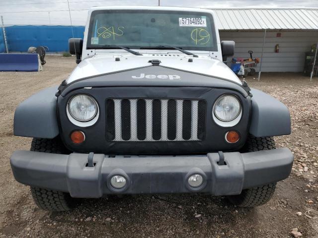 1C4AJWAG6DL550033 - 2013 JEEP WRANGLER S WHITE photo 9