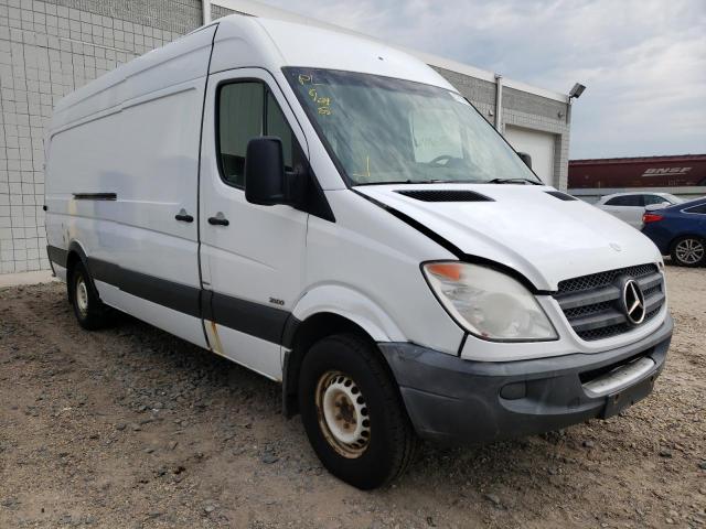 WD3PE8CBXC5706311 - 2012 MERCEDES-BENZ SPRINTER 2 WHITE photo 1