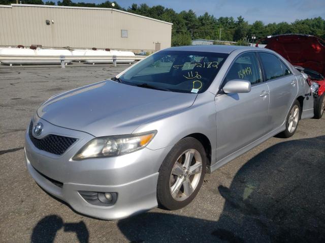 4T1BF3EK3BU771773 - 2011 TOYOTA CAMRY BASE SILVER photo 2