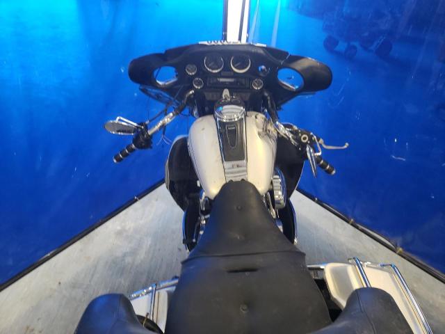 1HD1FC43X7Y625539 - 2007 HARLEY-DAVIDSON FLHTCUI 白色 照片 5