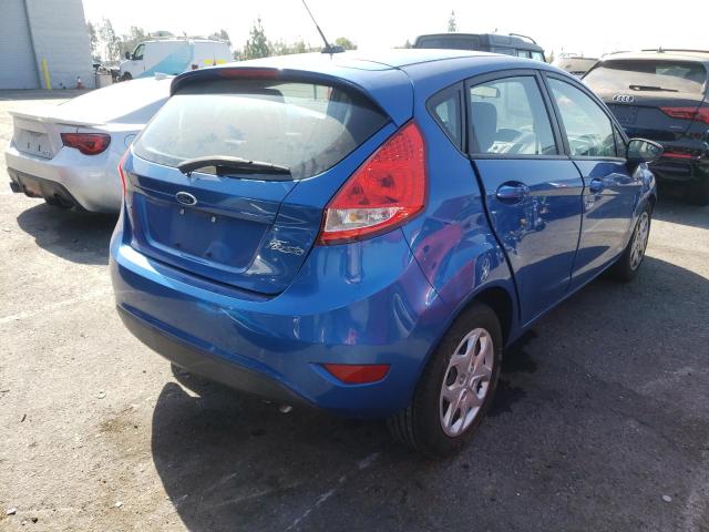 3FADP4EJ2BM135539 - 2011 FORD FIESTA SE BLUE photo 4