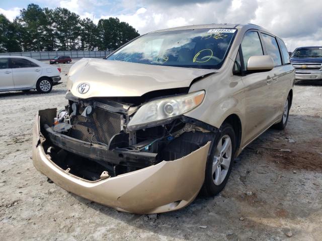 5TDKK3DC3BS105589 - 2011 TOYOTA SIENNA TAN photo 2