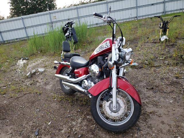 JH2RC5001BK700619 - 2011 HONDA VT750 C RED photo 1