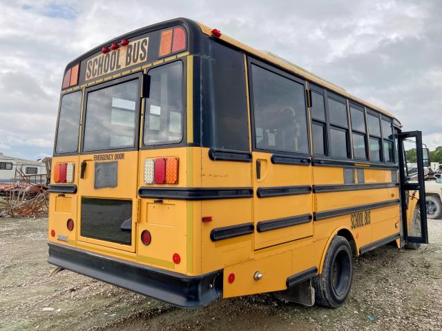 4UZABPDJ08CZ30951 - 2008 FREIGHTLINER CHASSIS B2 YELLOW photo 4