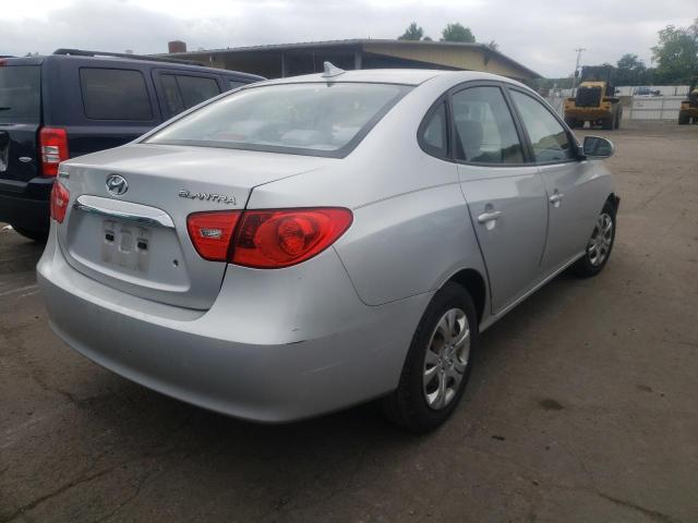 KMHDU4AD2AU842830 - 2010 HYUNDAI ELANTRA BL SILVER photo 4