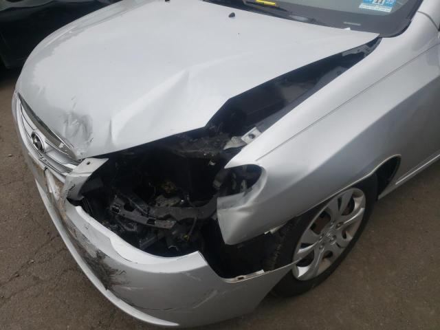 KMHDU4AD2AU842830 - 2010 HYUNDAI ELANTRA BL SILVER photo 9