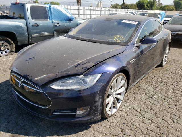5YJSA1AG9DFP09203 - 2013 TESLA MODEL S Կապույտ լուսանկար 2