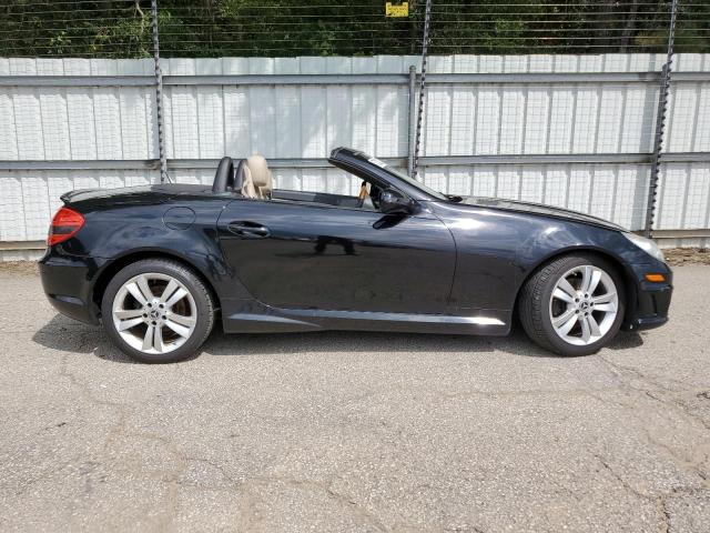 WDBWK5EA3BF241794 - 2011 MERCEDES-BENZ SLK 300 BLACK photo 10