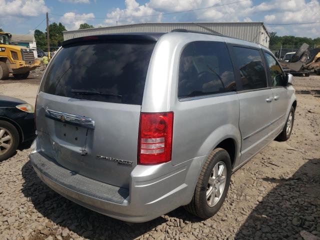 2A4RR5D19AR337748 - 2010 CHRYSLER TOWN & COU SILVER photo 4