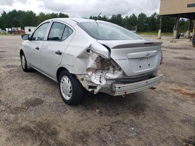 3N1CN7AP4JL858033 - 2018 NISSAN VERSA S Gümüş foto 3