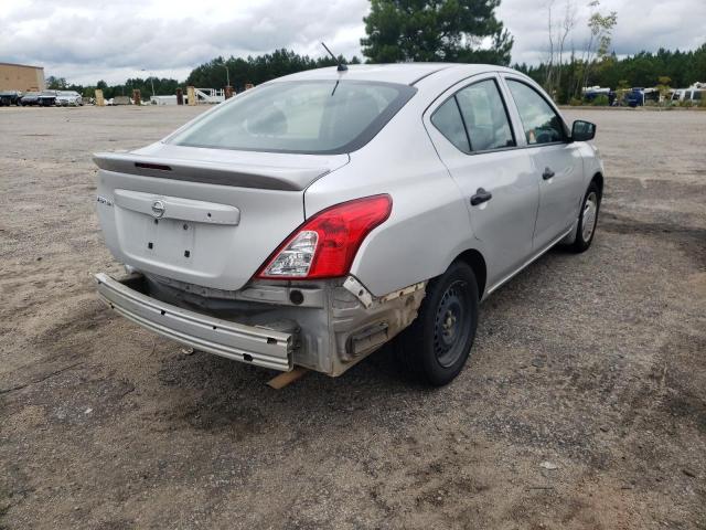 3N1CN7AP4JL858033 - 2018 NISSAN VERSA S Gümüş foto 4