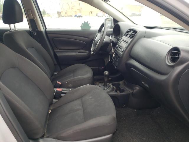 3N1CN7AP4JL858033 - 2018 NISSAN VERSA S Gümüş foto 5