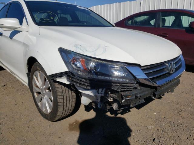 1HGCR2F84FA054658 - 2015 HONDA ACCORD EXL WHITE photo 9