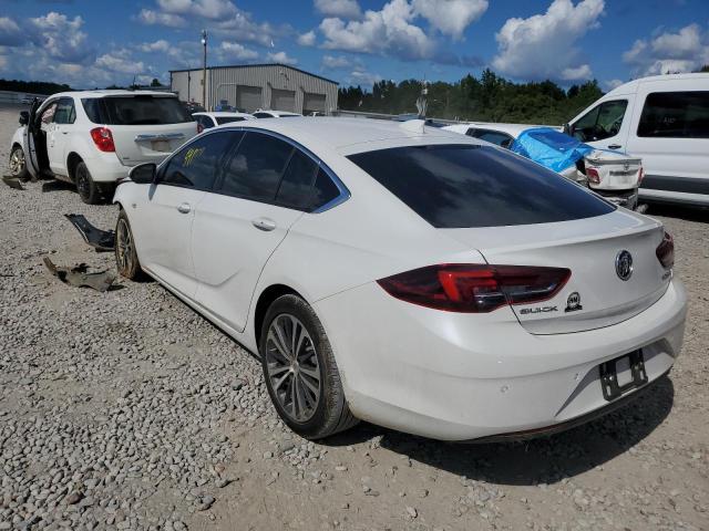 W04GP6SX7J1130192 - 2018 BUICK REGAL ESSE WHITE photo 3