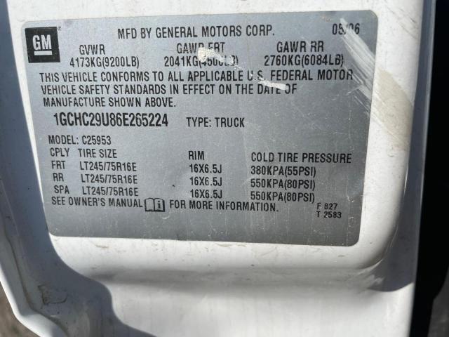 1GCHC29U85E265224 - 2005 CHEVROLET SILVERADO WHITE photo 10