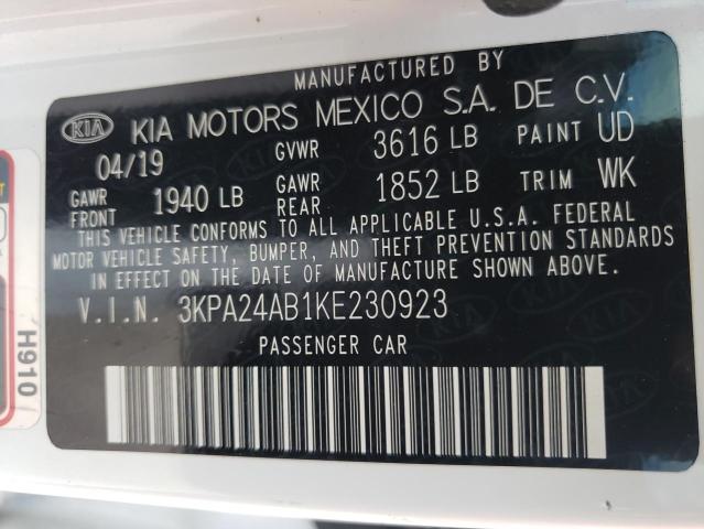 3KPA24AB1KE230923 - 2019 KIA RIO S WHITE photo 10