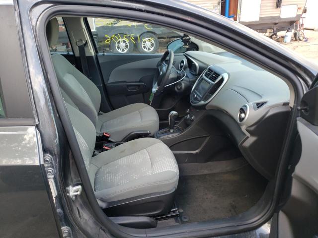 1G1JB5SH2H4144371 - 2017 CHEVROLET SONIC LS GRAY photo 5