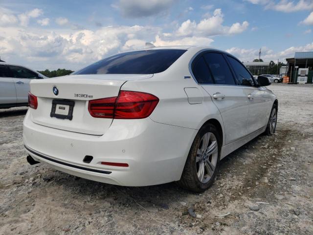 WBA8E1C35HA159227 - 2017 BMW 330E WHITE photo 4