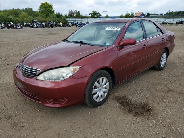 4T1BE32K05U407550 - 2005 TOYOTA CAMRY LE RED photo 2