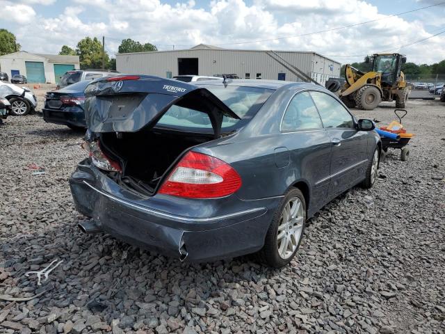 WDBTJ56H69F266765 - 2009 MERCEDES-BENZ CLK 350 GRAY photo 4