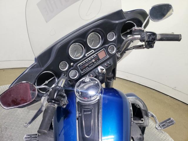1HD1FCW135Y653255 - 2005 HARLEY-DAVIDSON FLHTCUI BLUE photo 8