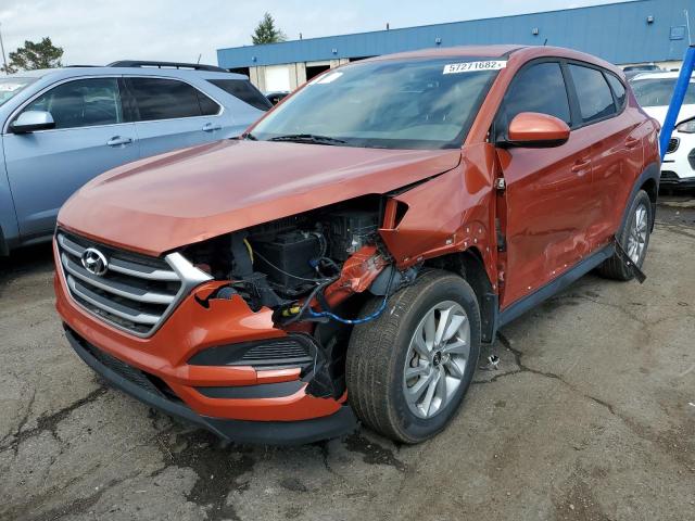 KM8J23A40HU416616 - 2017 HYUNDAI TUCSON SE ORANGE photo 2